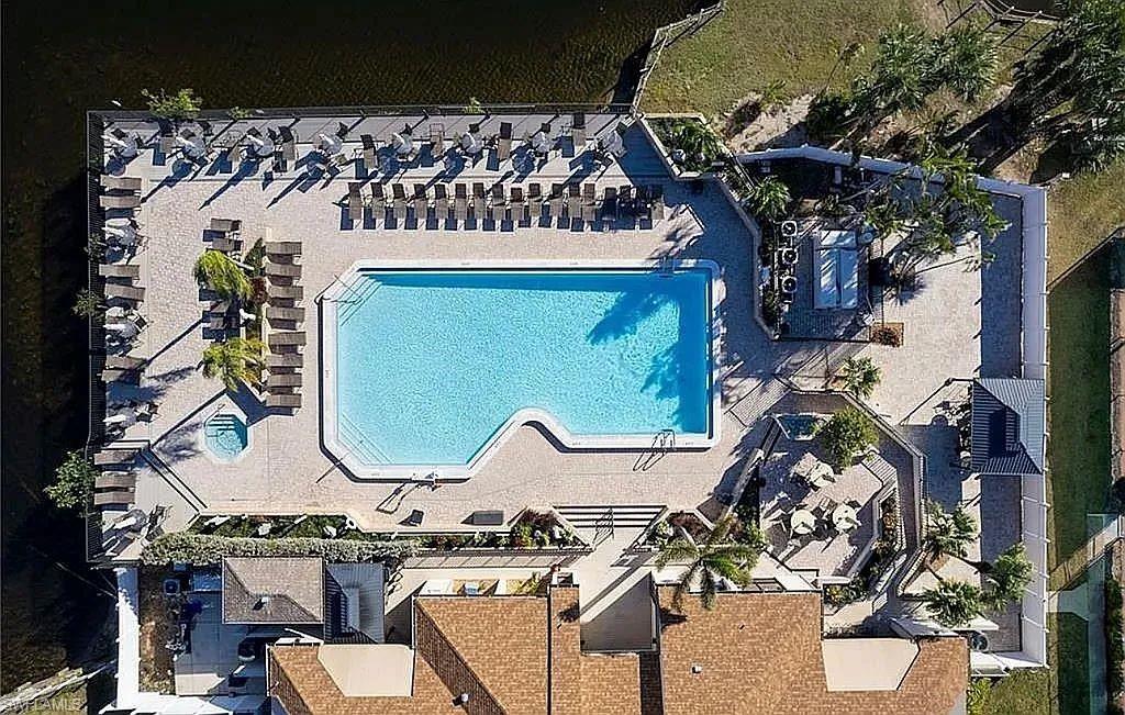 TERRAVERDE COUNTRY CLUB - Residential