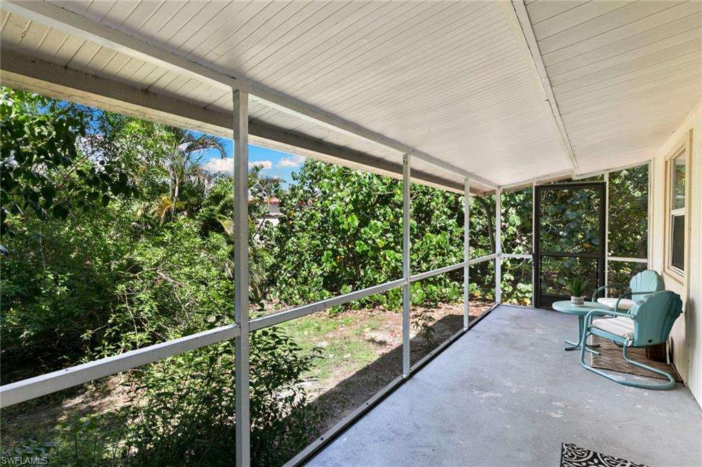 TREETOPS OF NAPLES - Residential