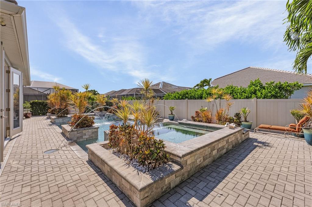 SANDOVAL - Residential