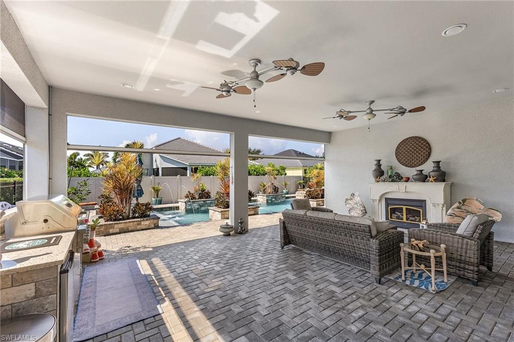 SANDOVAL - Residential