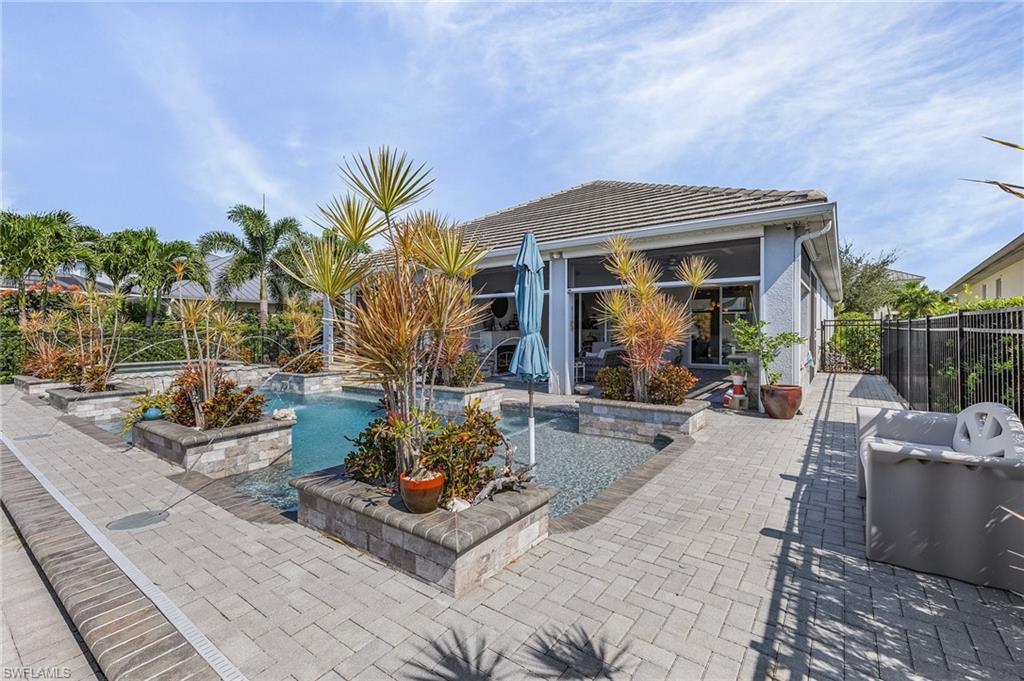 SANDOVAL - Residential