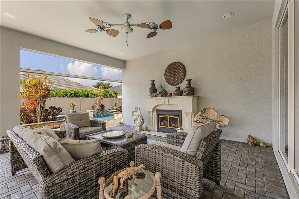SANDOVAL - Residential