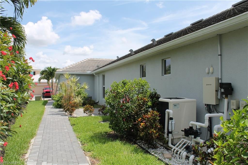 SANDOVAL - Residential