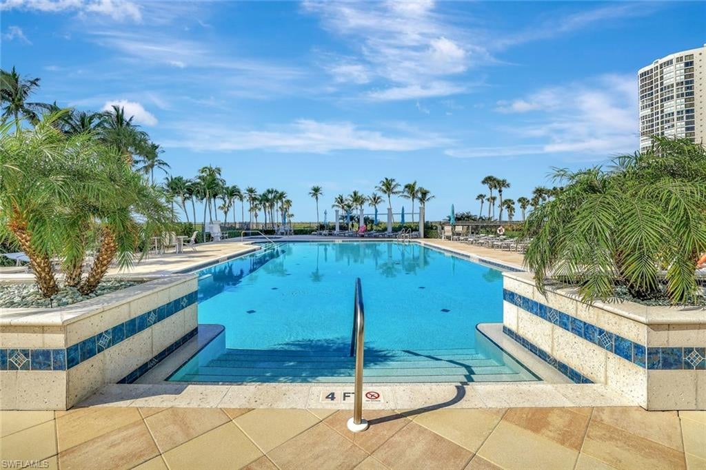 MONACO BEACH CLUB - Residential