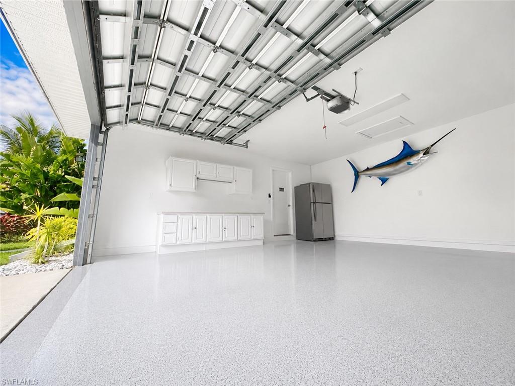 QUEENS PARK AT LAGO VERDE - Residential Lease