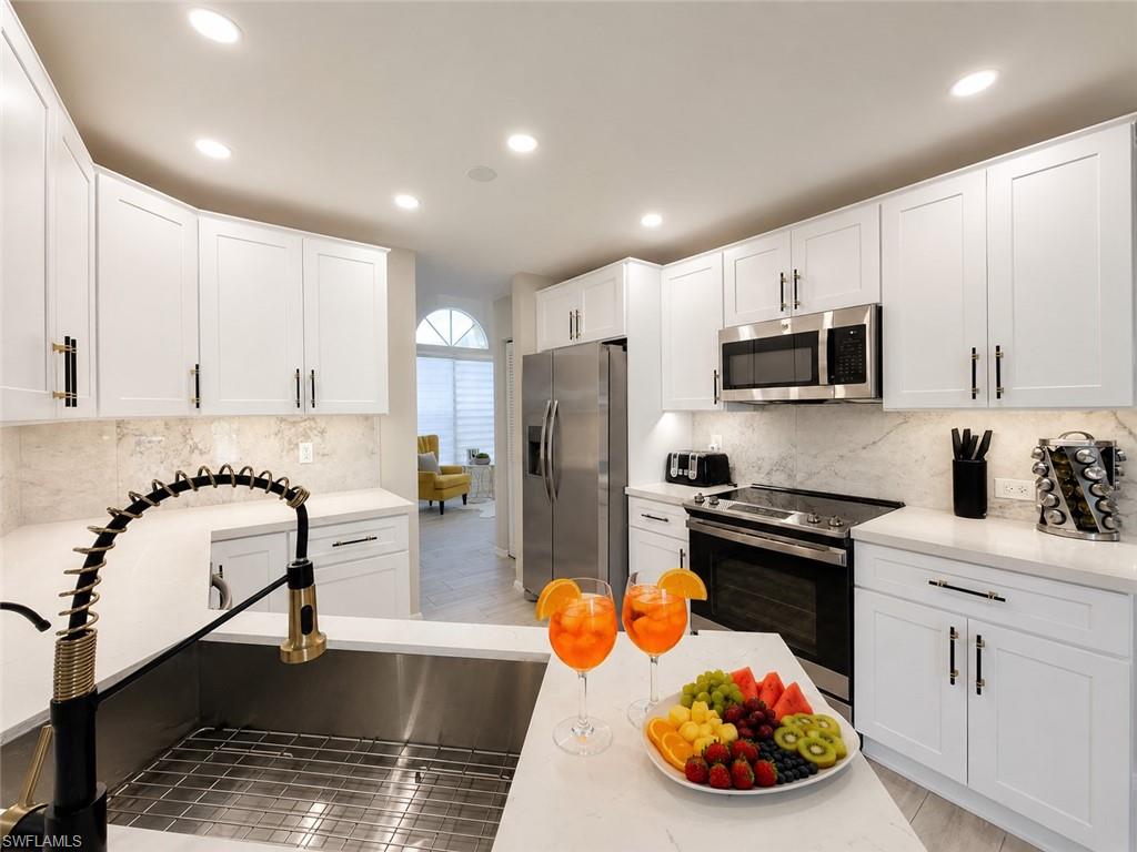 QUEENS PARK AT LAGO VERDE - Residential Lease