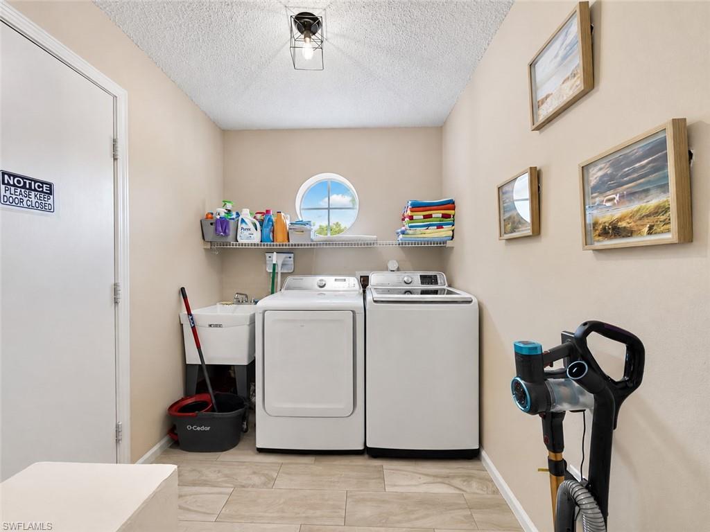 QUEENS PARK AT LAGO VERDE - Residential Lease