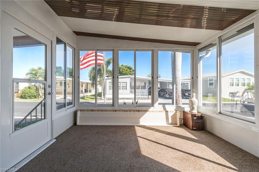 SIX LAKES COUNTRY CLUB - Residential