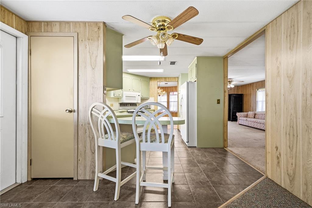 SIX LAKES COUNTRY CLUB - Residential