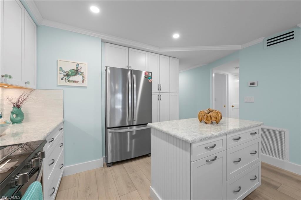 SANDDOLLAR CONDO - Residential
