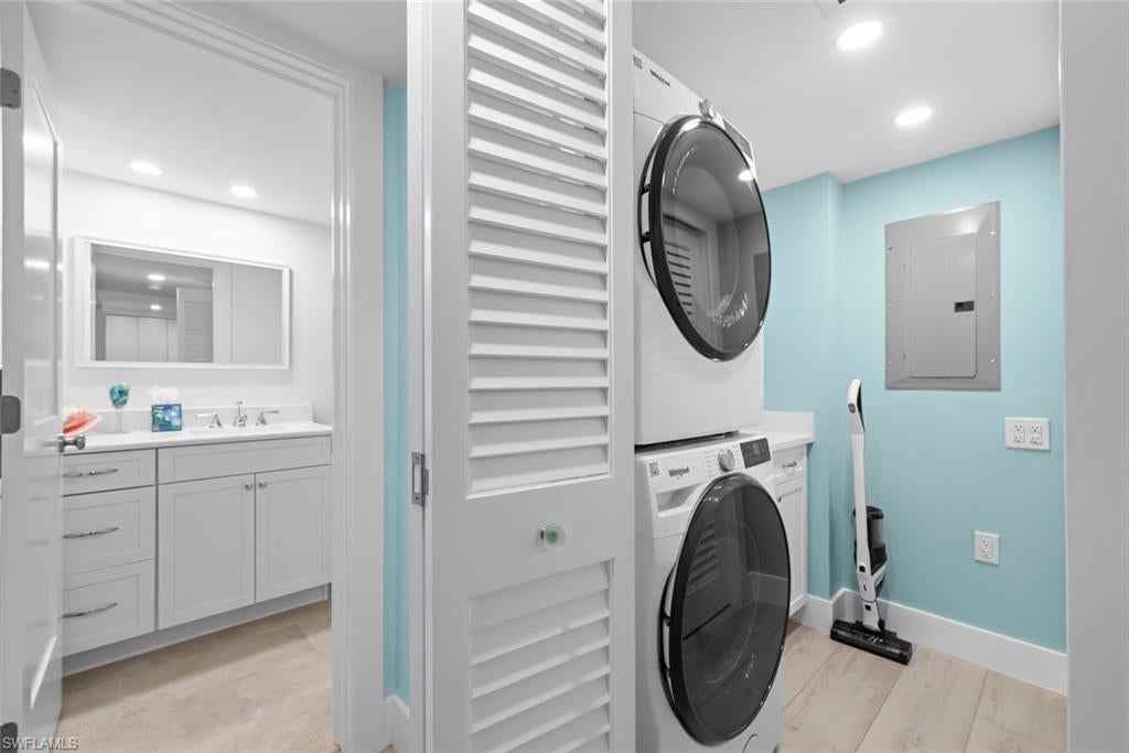 SANDDOLLAR CONDO - Residential