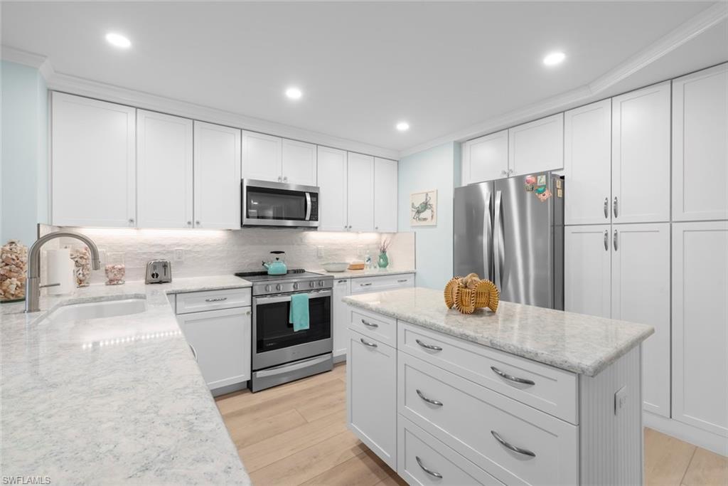 SANDDOLLAR CONDO - Residential