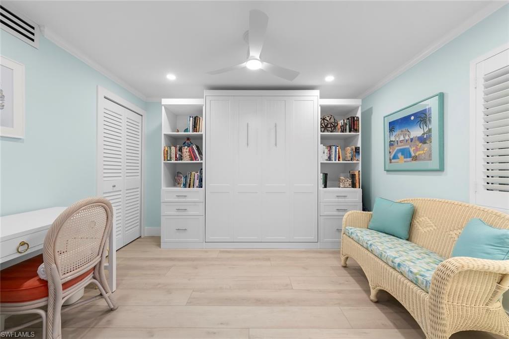 SANDDOLLAR CONDO - Residential