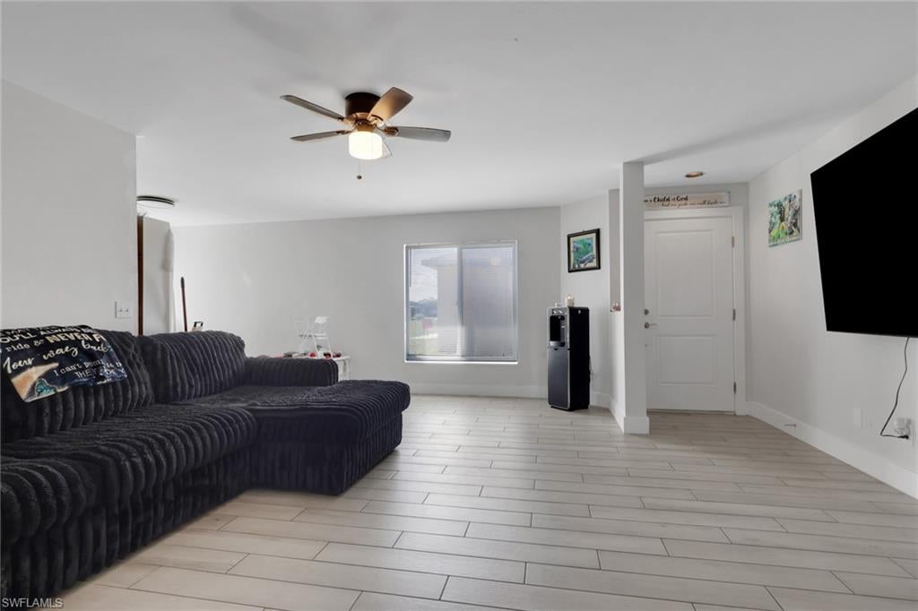 CAPE CORAL - Residential Income