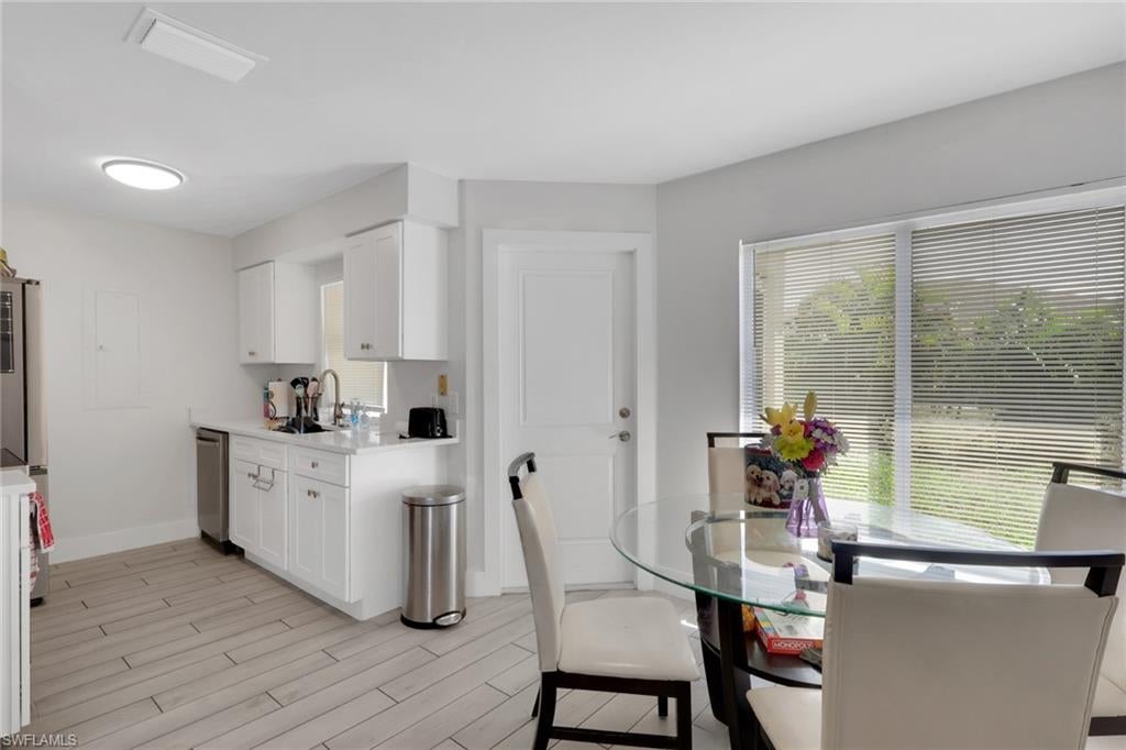 CAPE CORAL - Residential Income
