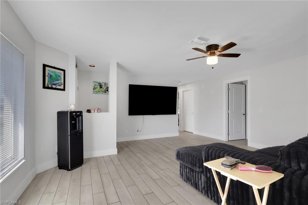 CAPE CORAL - Residential Income