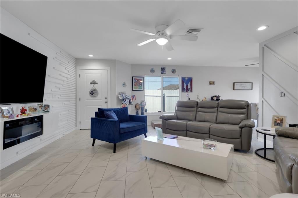 CAPE CORAL - Residential Income