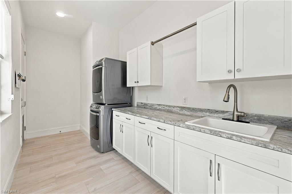 SAN CARLOS ESTATES - Residential