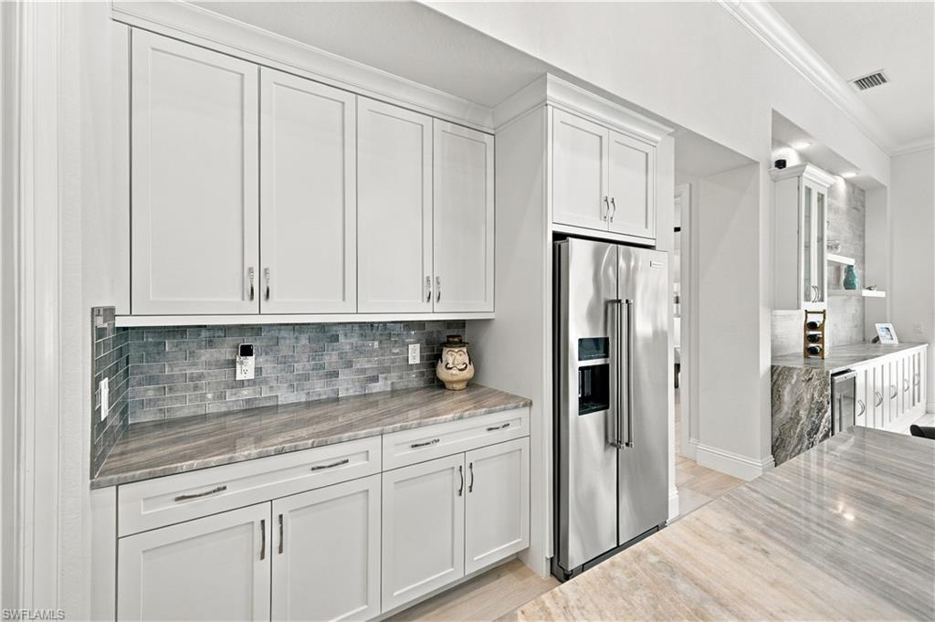 SAN CARLOS ESTATES - Residential