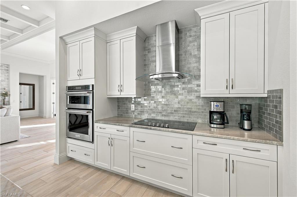 SAN CARLOS ESTATES - Residential