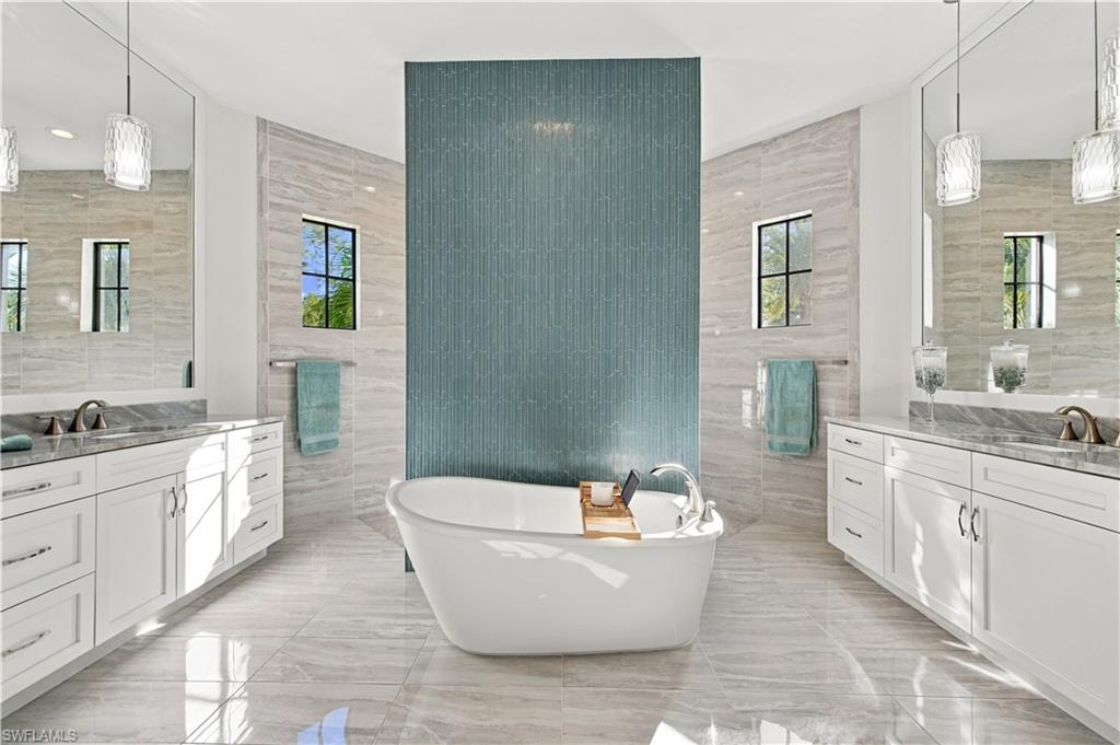 SAN CARLOS ESTATES - Residential