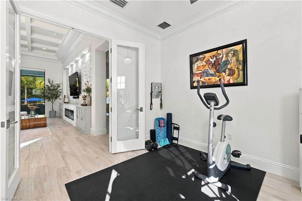 SAN CARLOS ESTATES - Residential