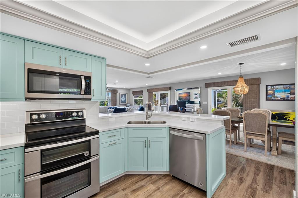 SOUTHWINDS ESTATES - Residential
