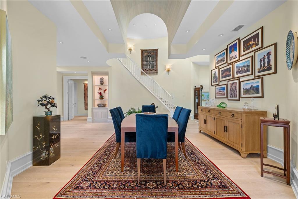 VIZCAYA AT BAY COLONY - Residential