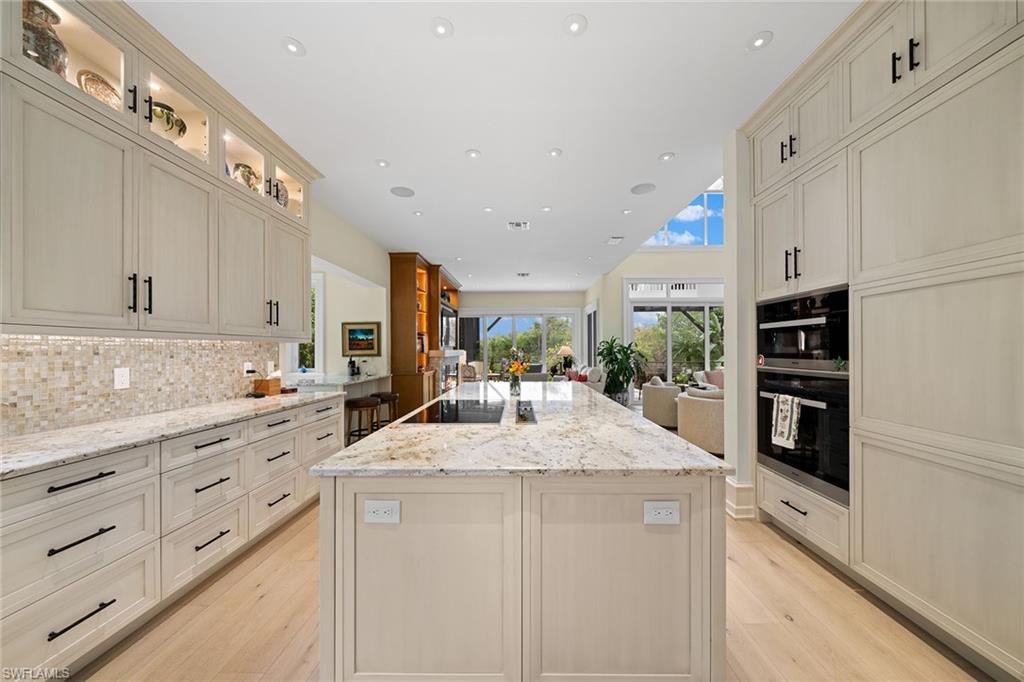 VIZCAYA AT BAY COLONY - Residential