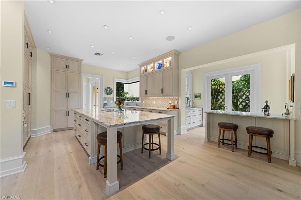 VIZCAYA AT BAY COLONY - Residential