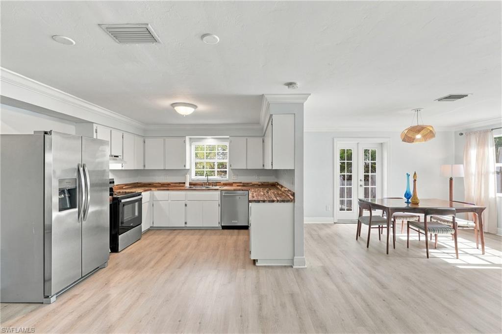 SEMINOLE ESTATES - Residential