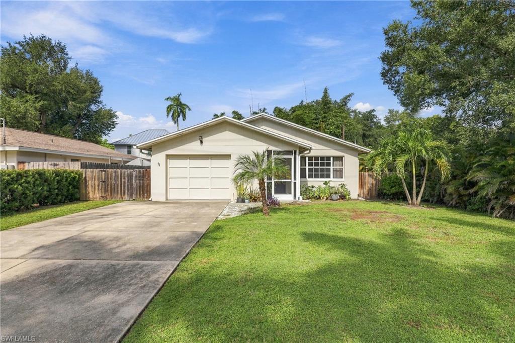 SEMINOLE ESTATES - Residential