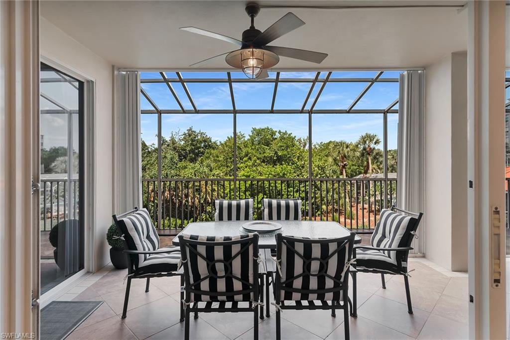 VINTAGE BAY - Residential