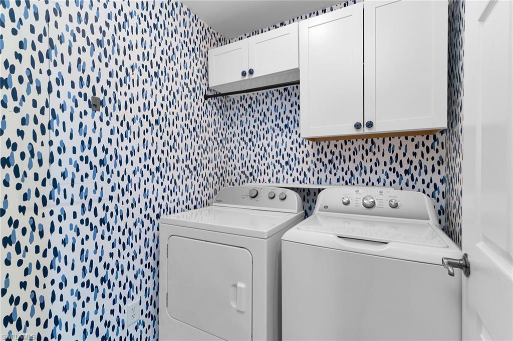 VINTAGE BAY - Residential