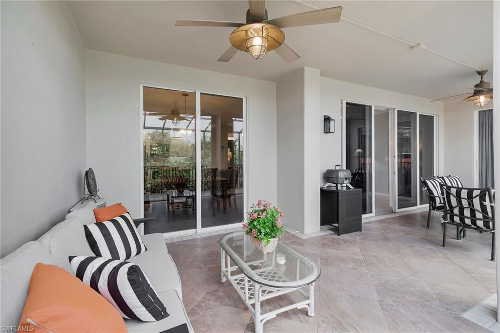 VINTAGE BAY - Residential