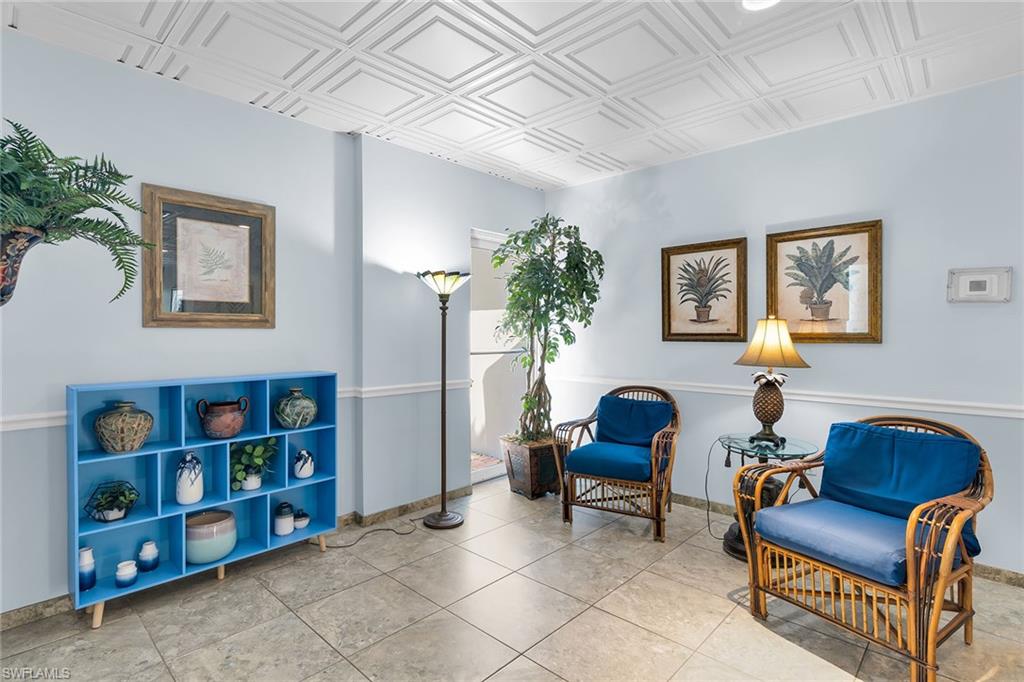 VINTAGE BAY - Residential