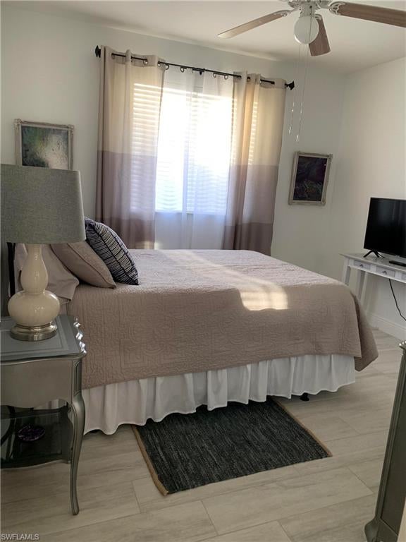 NAPLES PARK - Residential