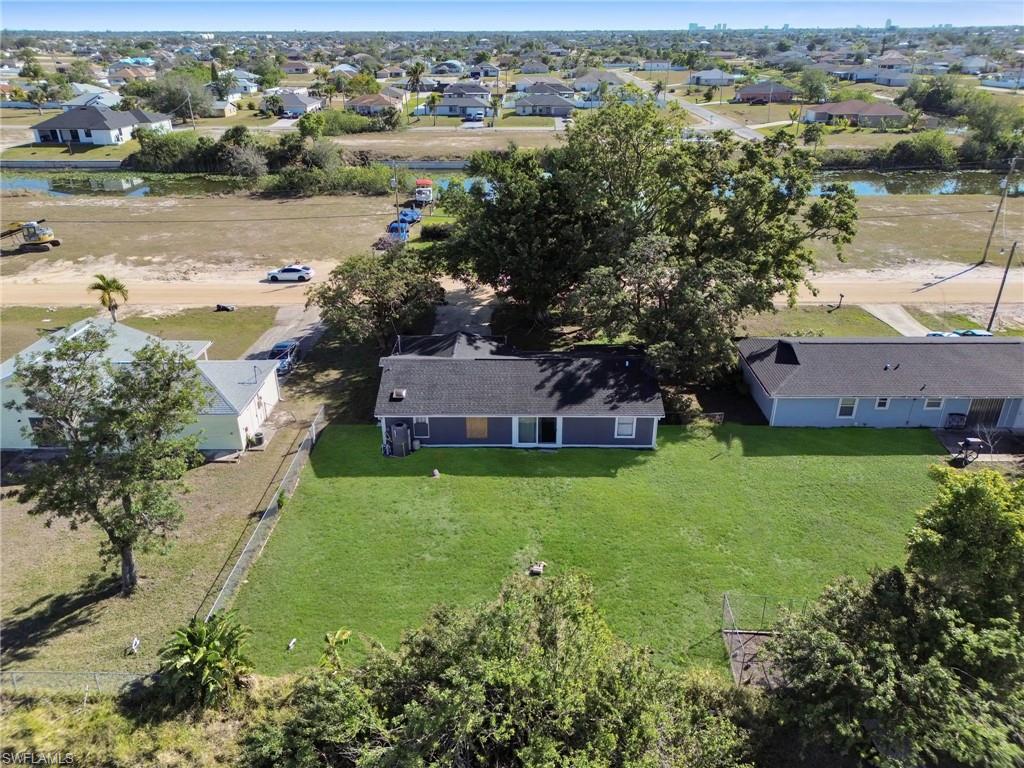 CAPE CORAL - Residential