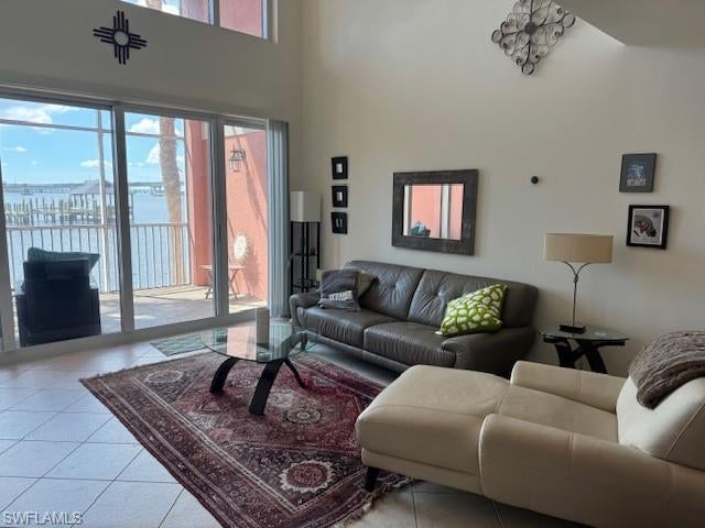 RIVIERA - Residential Lease
