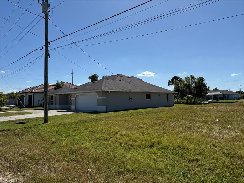 CAPE CORAL - Land