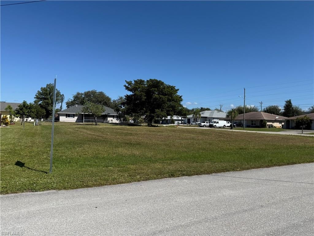 CAPE CORAL - Land