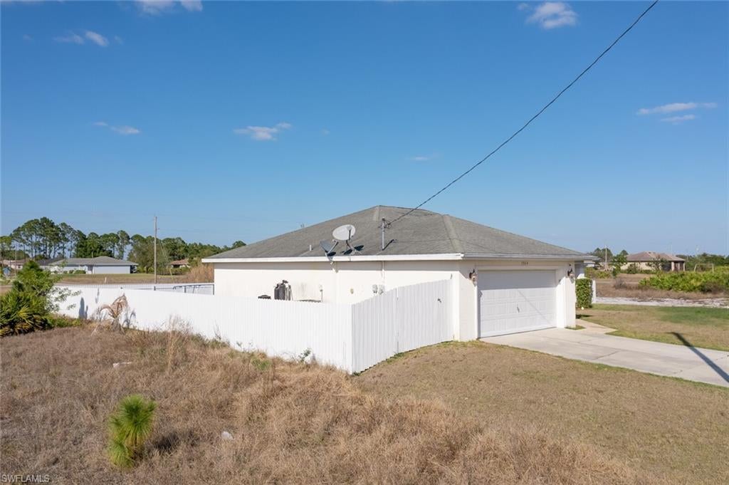 LEHIGH ACRES - Residential