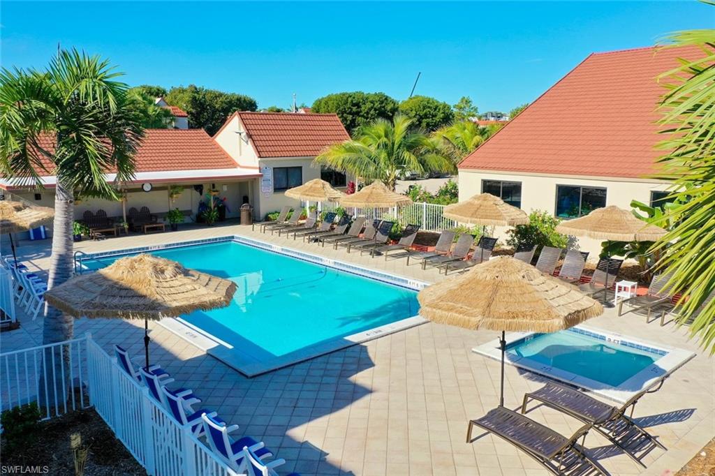 SANIBEL MOORINGS CONDO - Residential