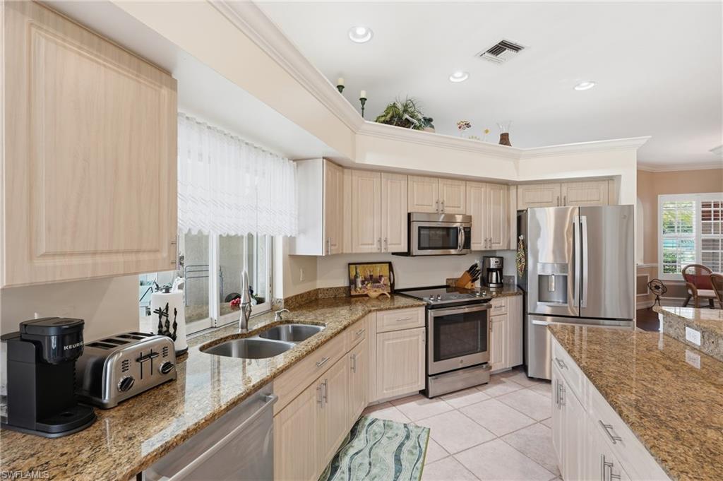 CEDAR CREEK - Residential