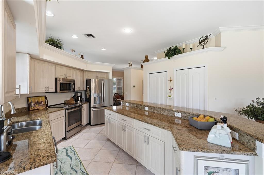 CEDAR CREEK - Residential