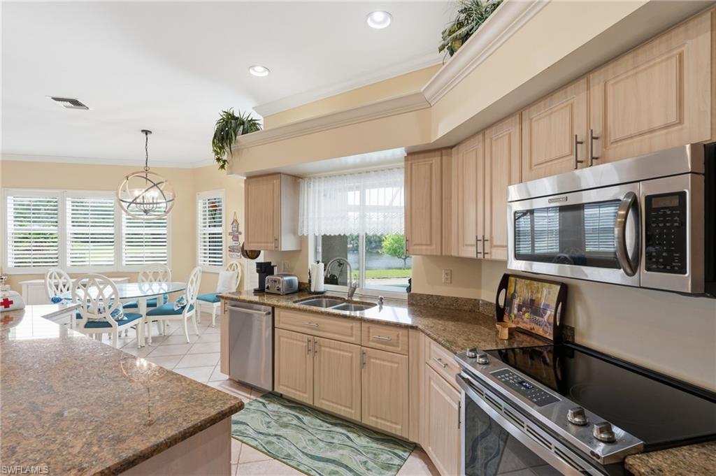 CEDAR CREEK - Residential