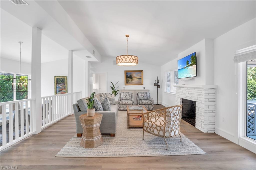OLDE NAPLES - Residential Lease