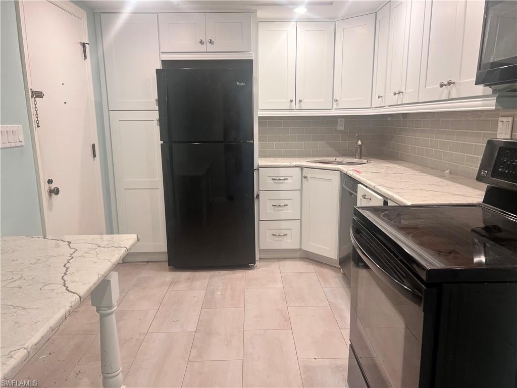 CRECIENTE CONDO NORTH - Residential
