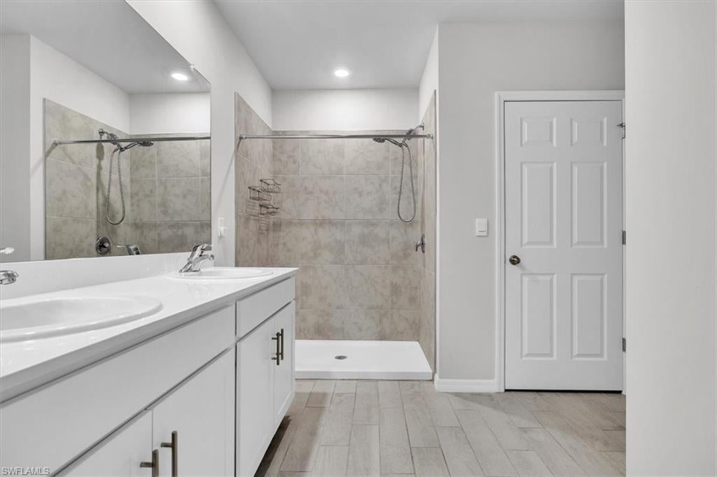 DEEP CREEK - Residential