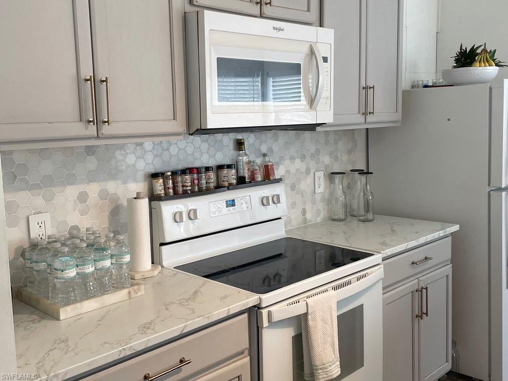 MONTURA RANCH ESTATES - Residential